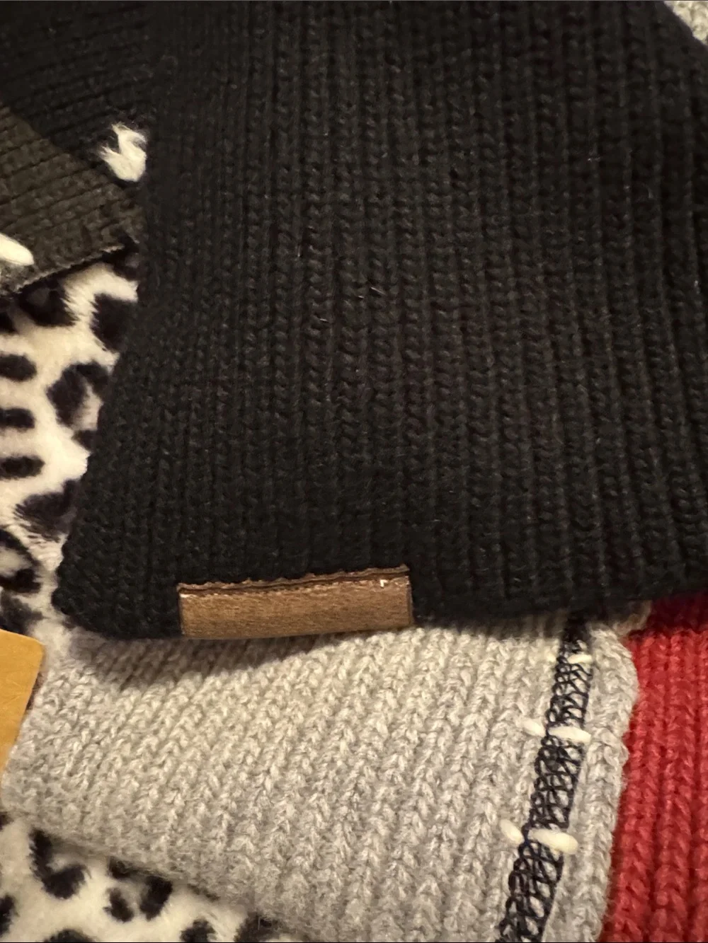 True Religion Men's Black, Gray & Red Colorblock scarf